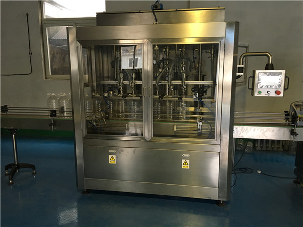 中國直線式食用油灌裝機