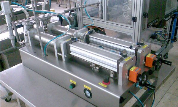 極具競爭力的半自動洗髮水灌裝機