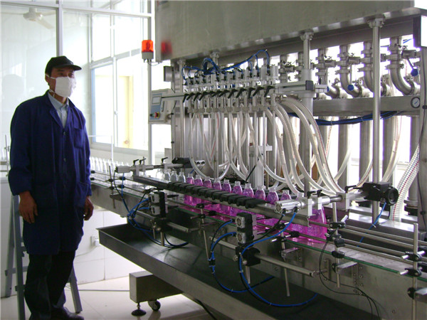 瓶裝液體灌裝機